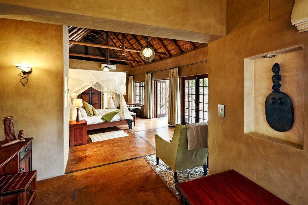 Vuyani Safari Lodge Hoedspruit Exteriör bild