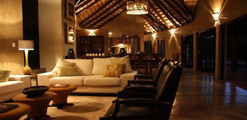 Vuyani Safari Lodge Hoedspruit Exteriör bild